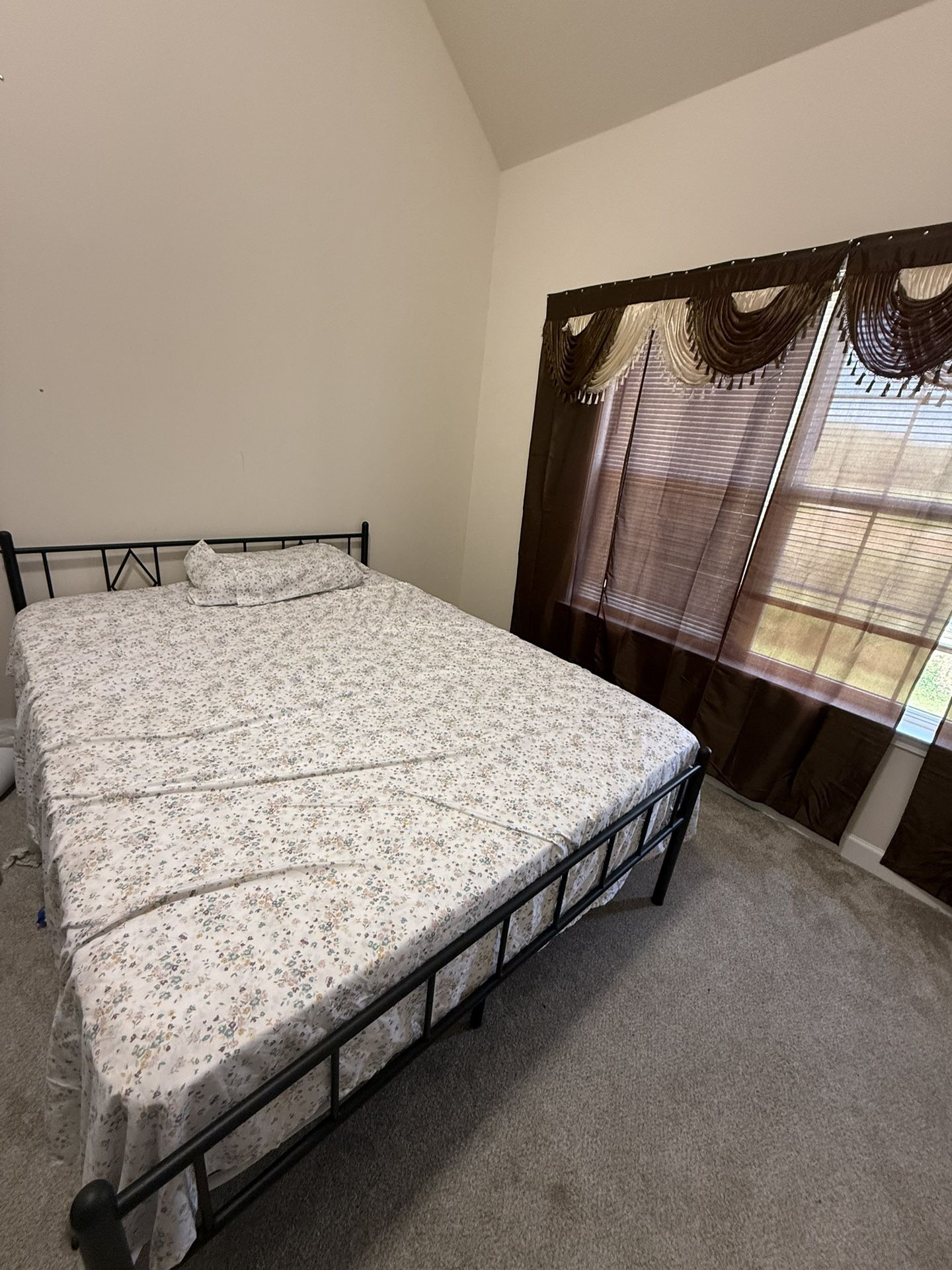 Bed Frame With Memory From Mattress 12 Inch