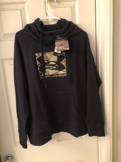 Under Armour Hoodie Sweater For Men’s Size L