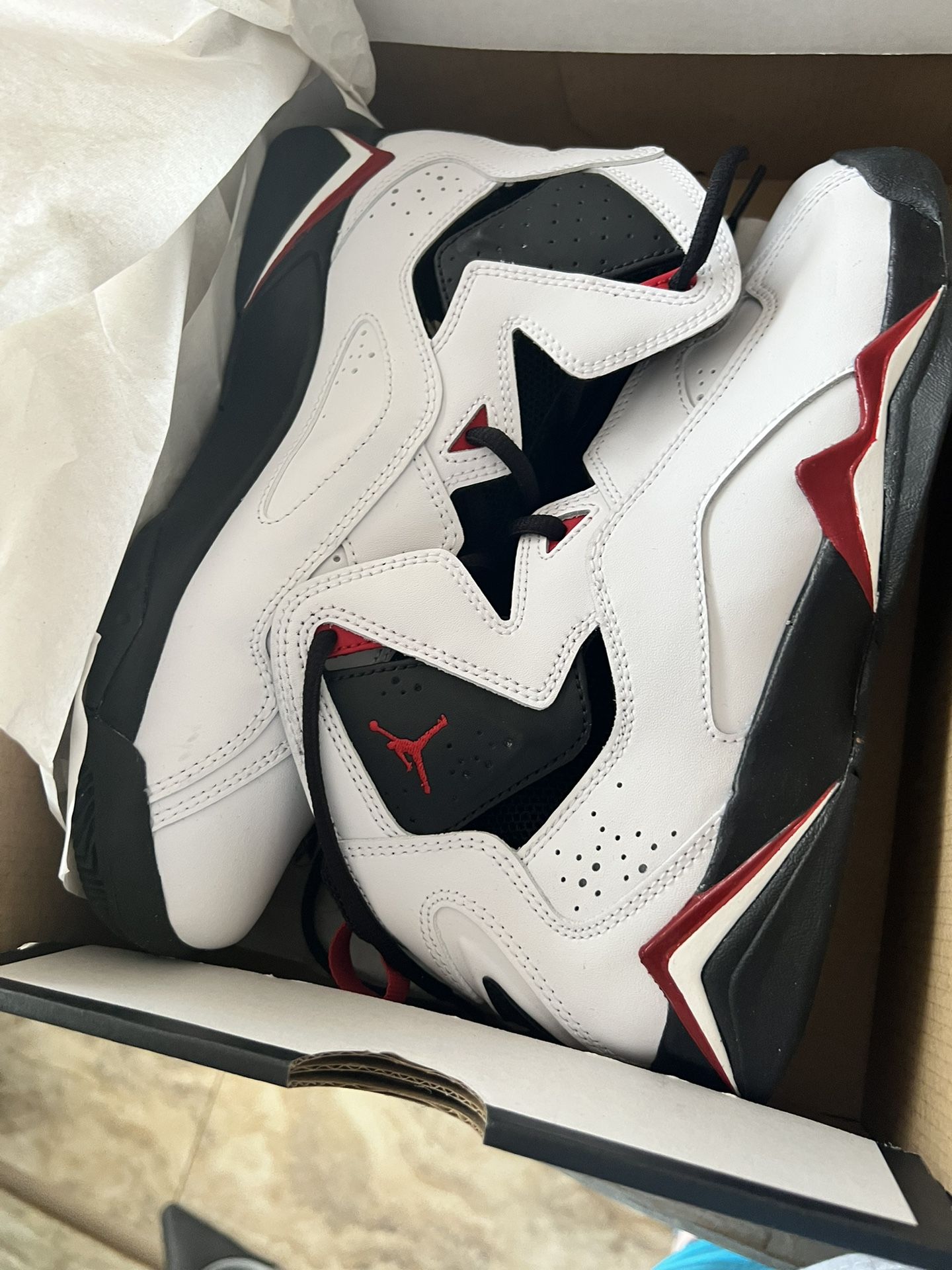 Jordan True Flights