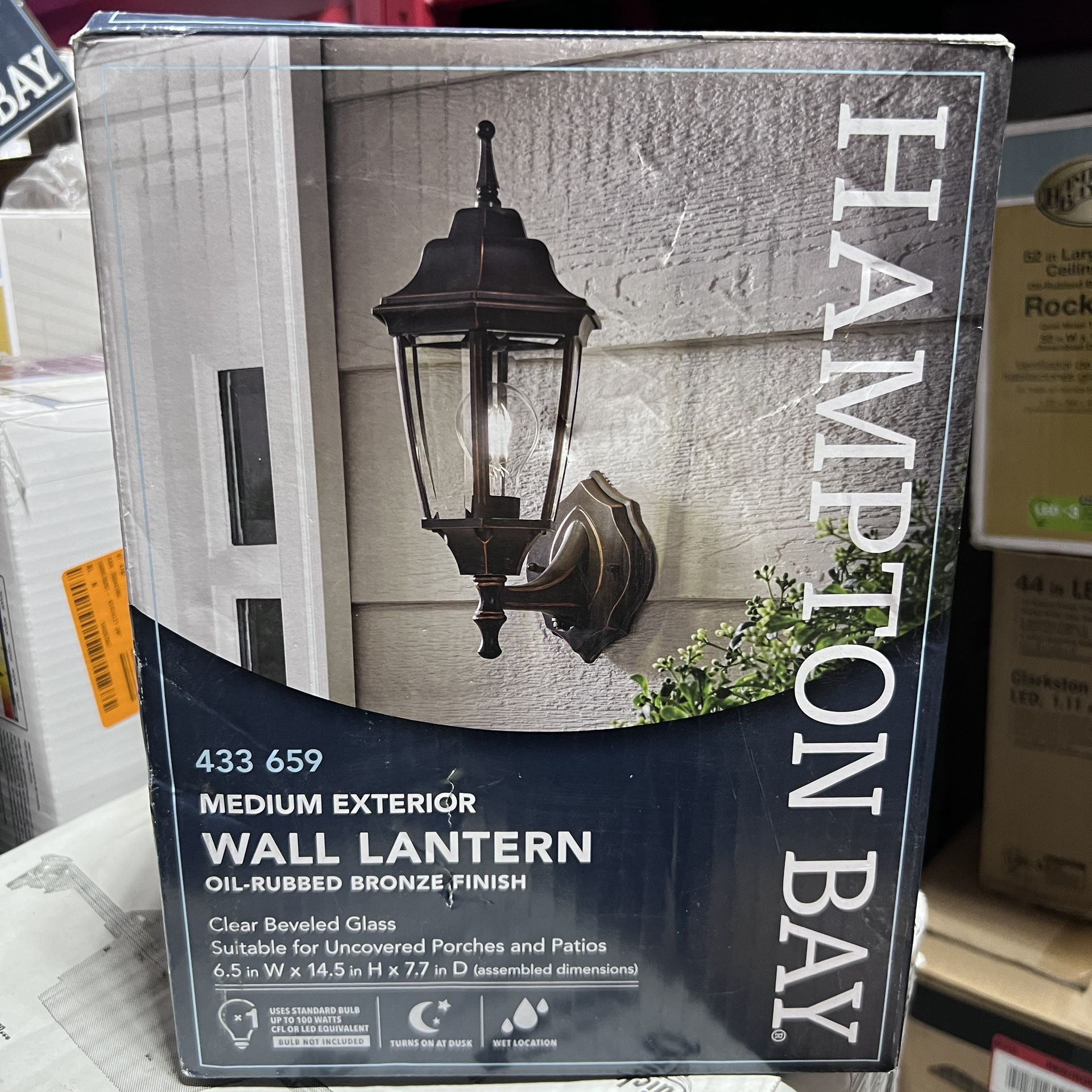 Hampton Bay 1 Light Oil Rubbed Bronze Outdoor Dusk to Dawn Wall Lantern Sconce Lawn & Garden