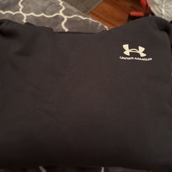 Brand new under Armour sweatshirt