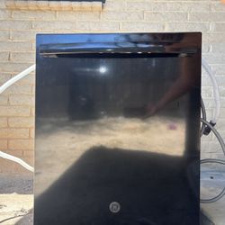 Dishwasher 