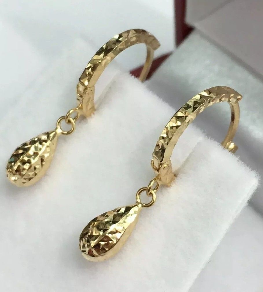 Beautifull 18k Solid Yellow Gold Tear Drop Hoop Earrings Diamond Cut