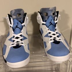 Air Jordan 6 UNC
