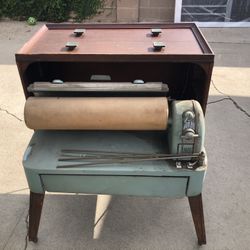 Antique Kenmore Mingle Iron