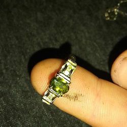 Vintage White Gold Diamond And Emerald Ring