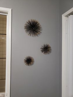 Metal Gold N Black Wall Decor