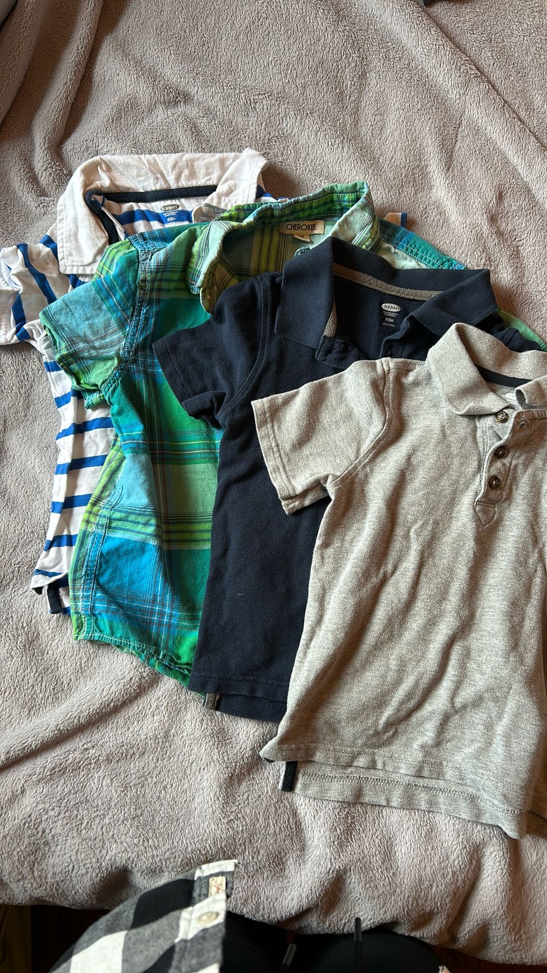 Boys Collared Shirts 5t/small