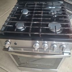 Gas stove