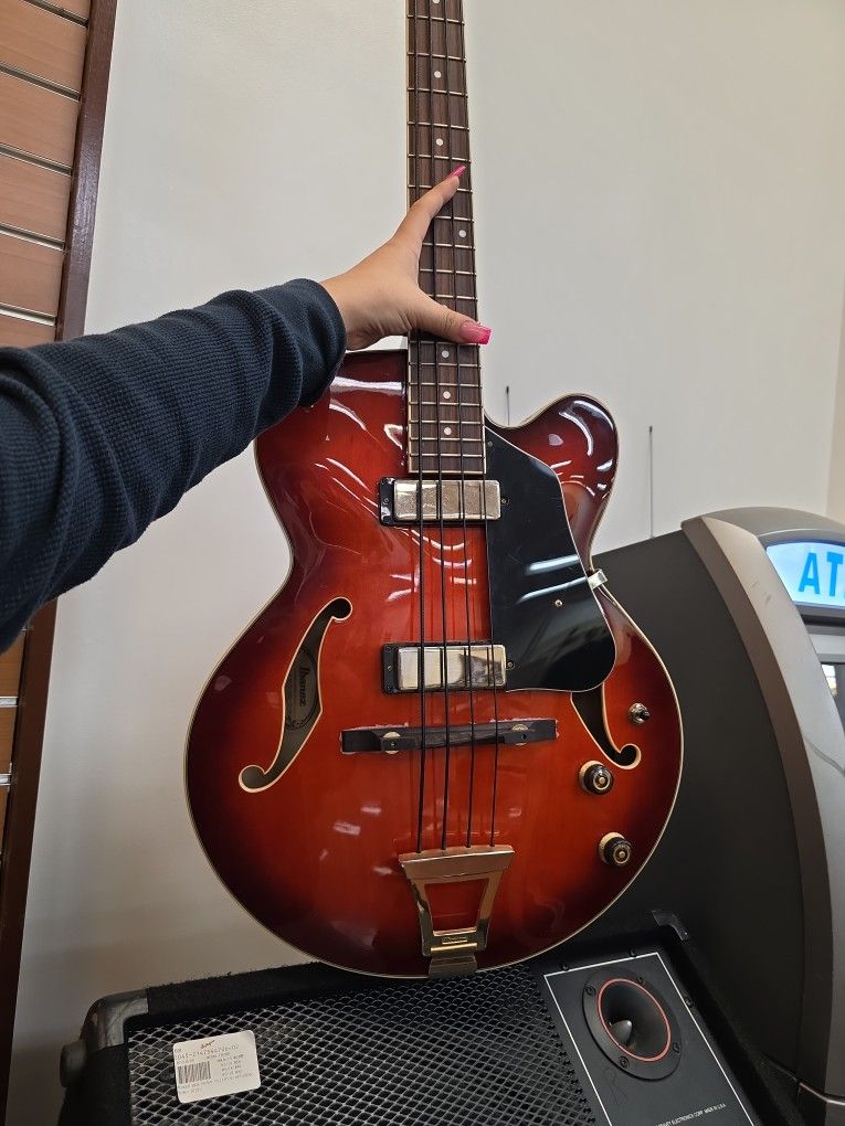 IBANEZ BASS π GUITAR πΈ.