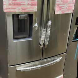 Samsung RF27TSR 27-cu ft French Door Refrigerator