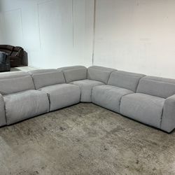 Fabric Sectional With Power Recliner 