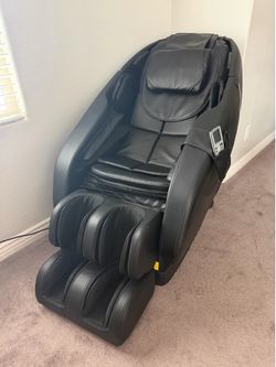 Zero Gravity Full Body Massage Chair