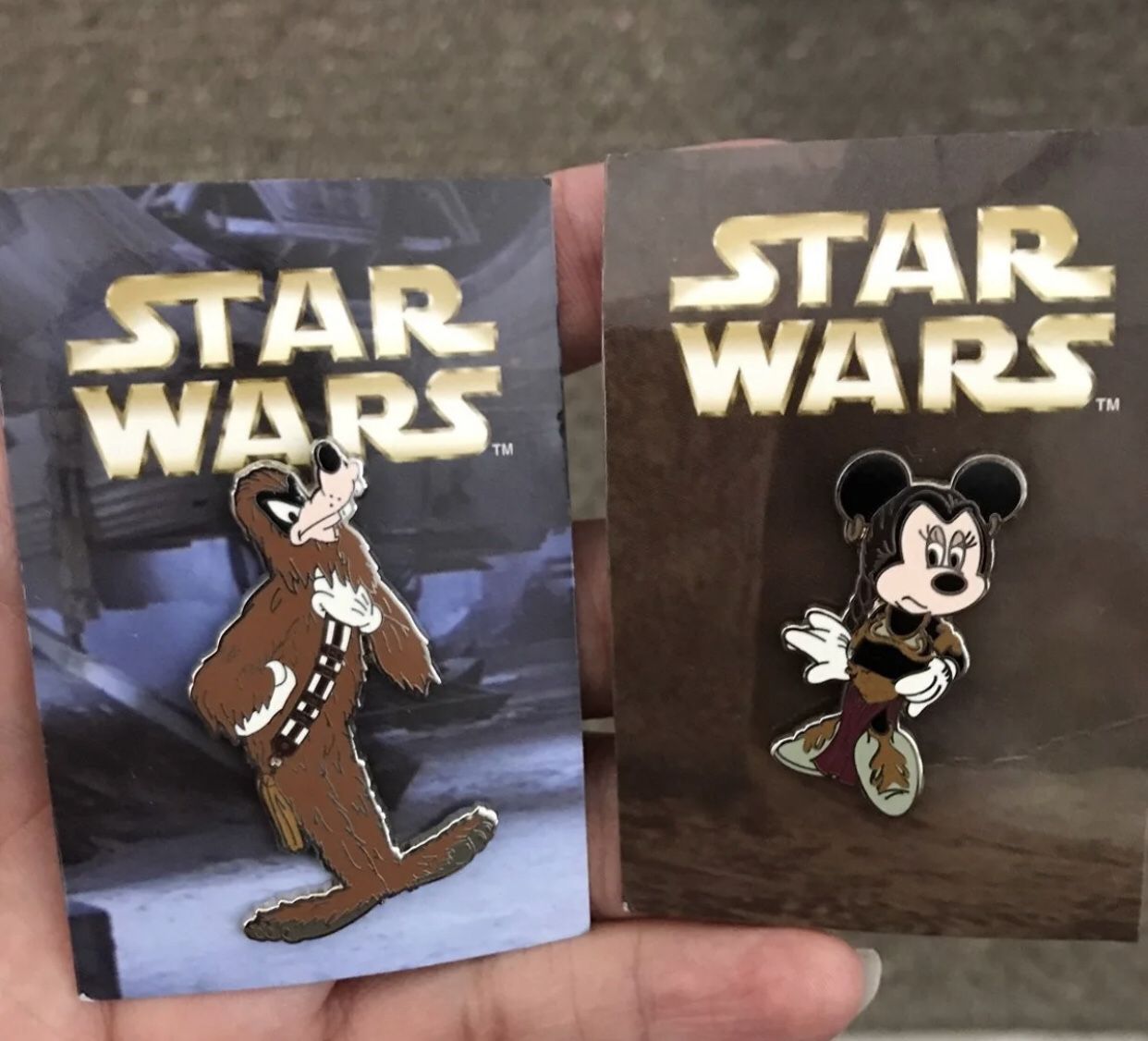 2 Star Wars Disney Collectible Pin Goofy Minnie