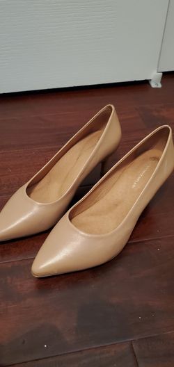 Women's Antonio Melani low heels 6