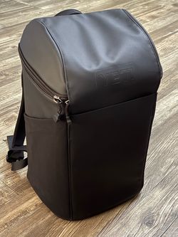 YETI DAYTRIP 20L INSULATED BACKPACK