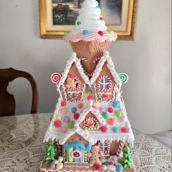 Sugar Plum 23" Tall Gingerbread Clay House