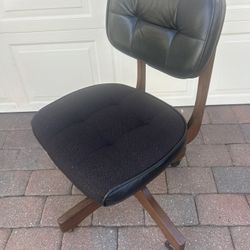 HON office chair  task/desk chair Upholstered padded seat + vinyl/leather-style back 	•	Wood-look frame accents  	•	Swivel back - Fully Adjustable 