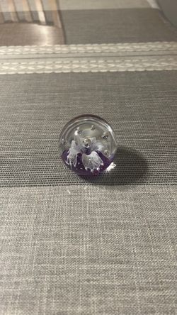 Paper weight