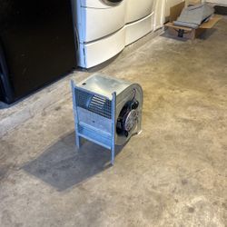 Work Fan For Anywhere . 110 Wall Plug Powered