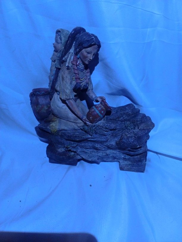 Old American Indian Fountain Vintage.