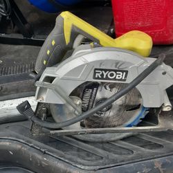 Hand saw Good Conditions 