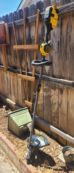 Dewalt Flexvolt 60v Max 17" String Trimmer