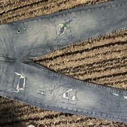blue levi’s jeans with blue & green stitching 30 29