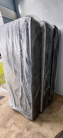 HUGE SALE ON MATTRESSES & BOXSPRINGS!! All sizes