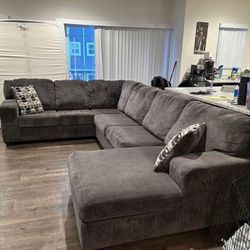 Sectional couch