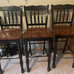 31” Seat Height bar stool