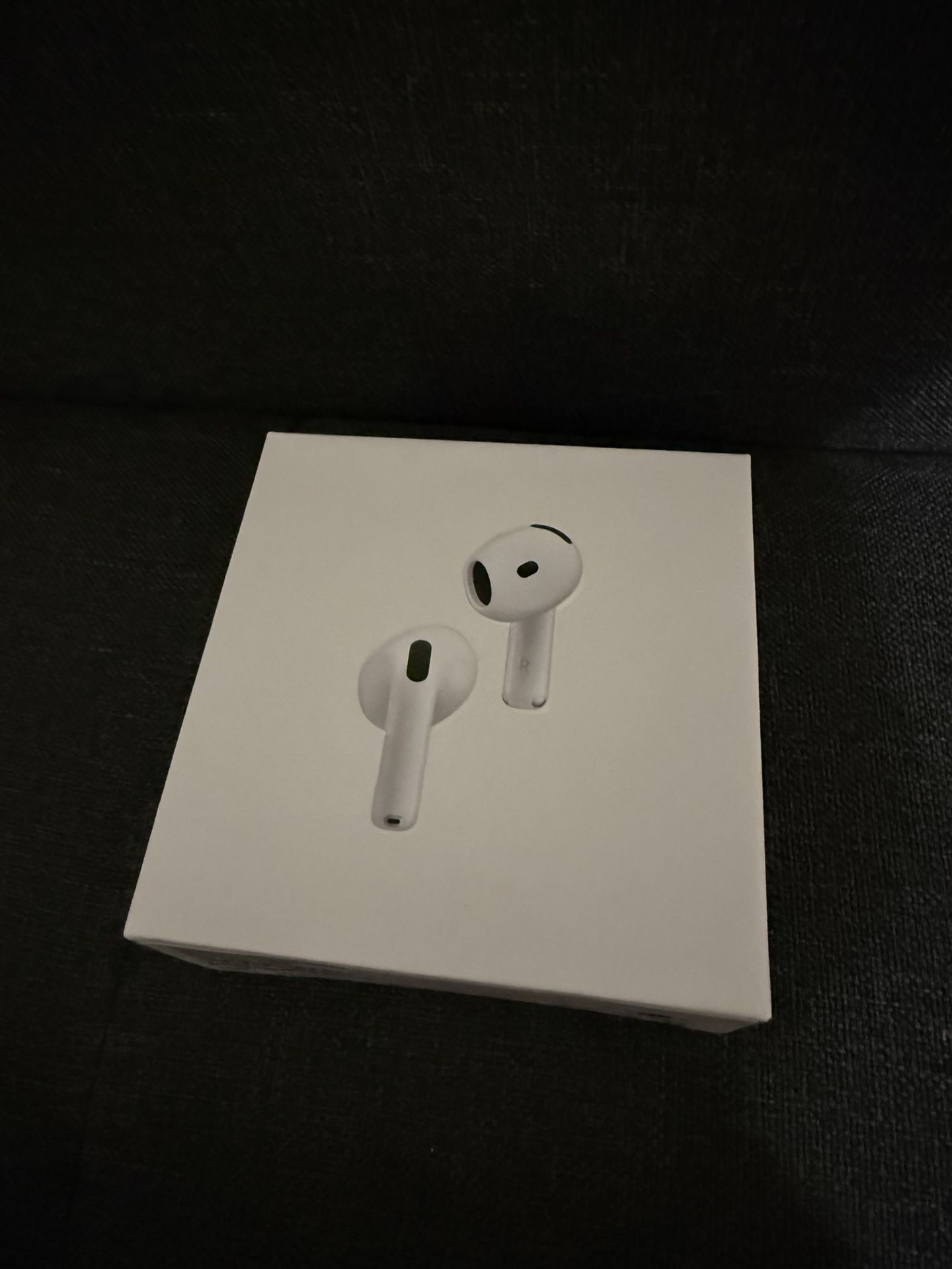 AirPod Gen 4