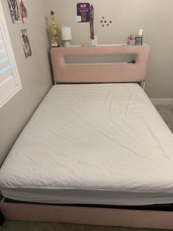Queen bed