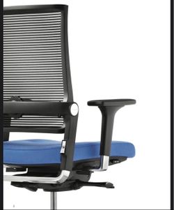 Office chair, Dauphin Lordo