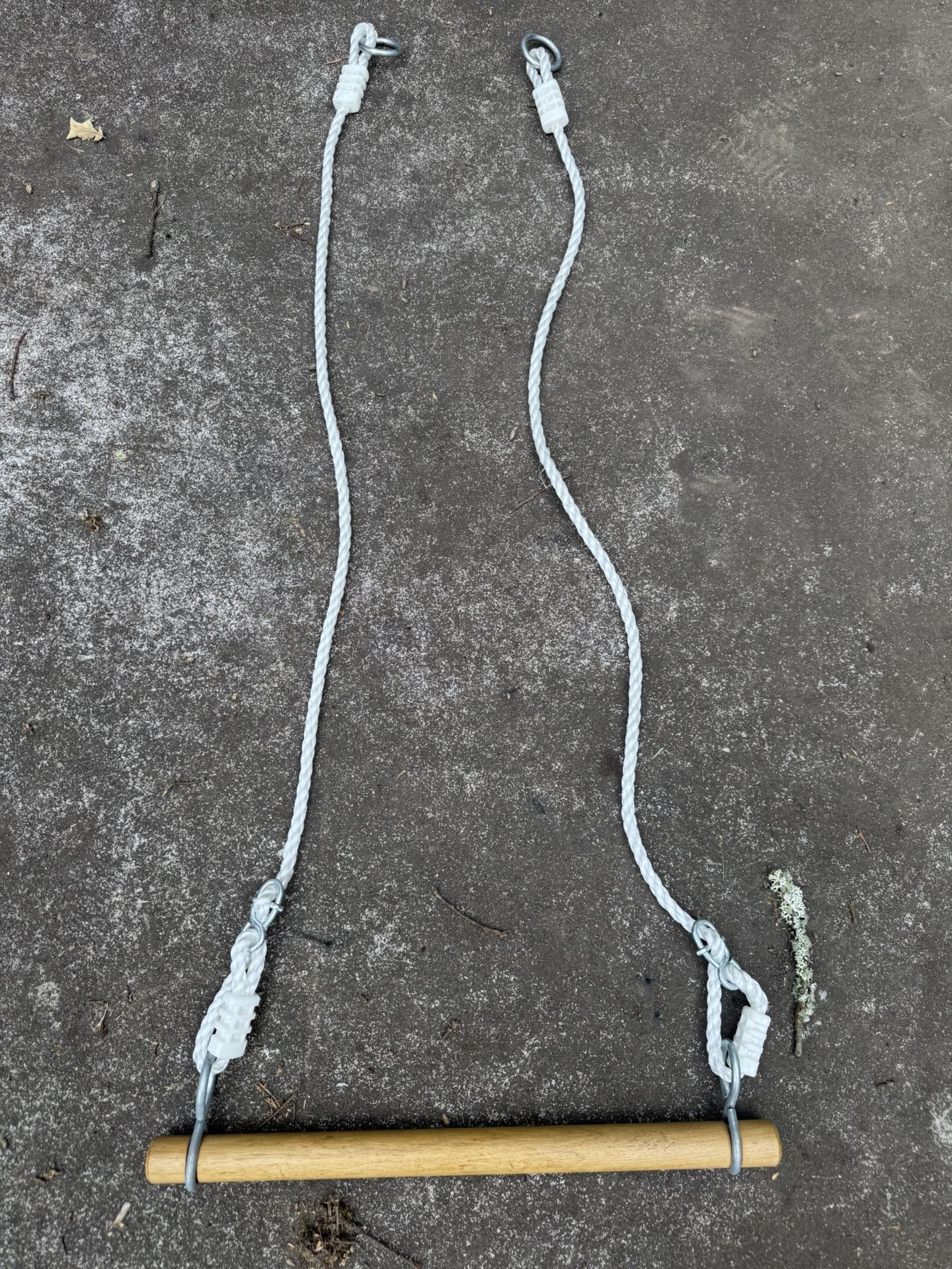 Hanging Trapeze Bar Swing