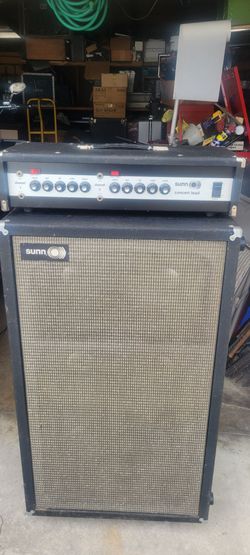 Sunn Concert Lead Amp with cabinet