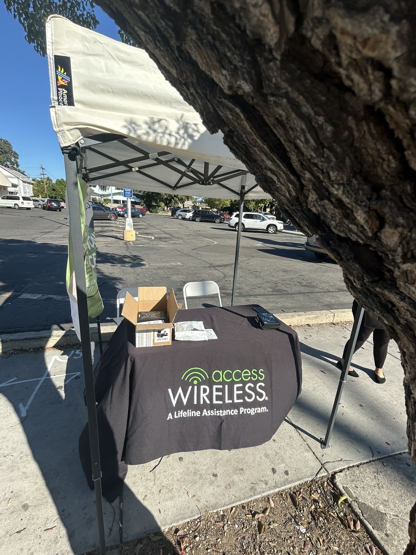 FREE PHONES !! In Front Of Walgreens On Harding Way Stockton!!!
