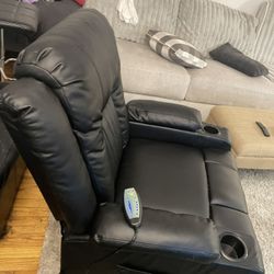 Yodolla Sofa Recliner Chair, PU Rocking Chair for Adults, Swivel Recliner with Cup Holders, Heat and Massage, Single Sofa Seat with Side Pockets BLACK