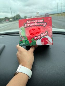 strawberry 🍓  squeeeeze