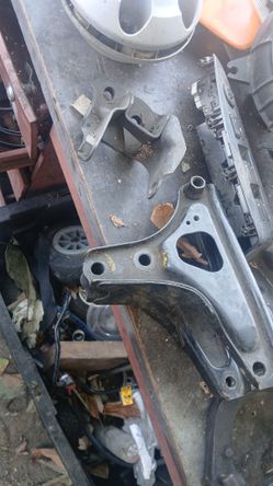  Civic 99 T bracket and transmission bracket