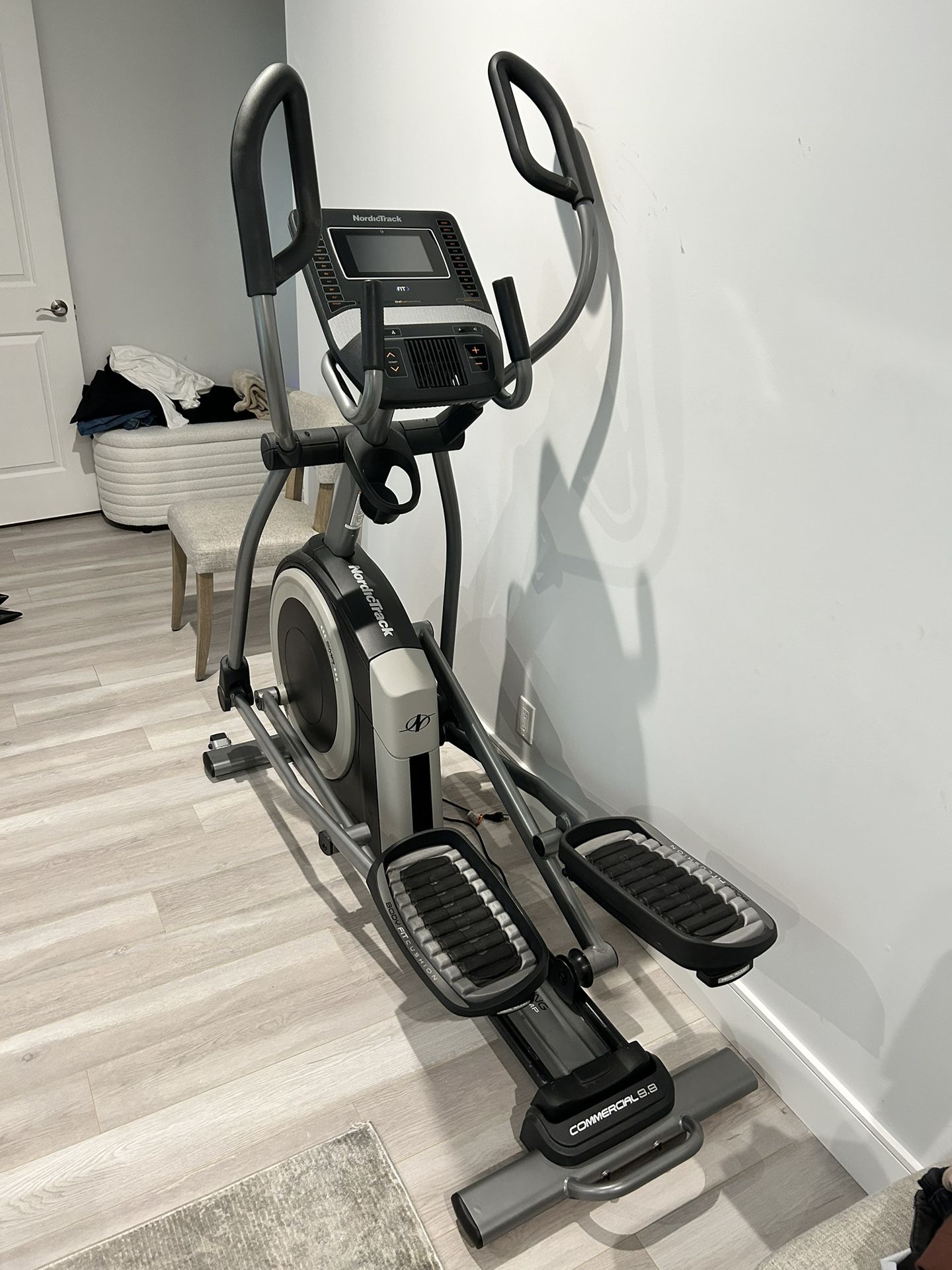 NordicTrack Commercial 8.9 Elliptical.