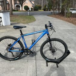 Trek 6500 Mountain Bike. 