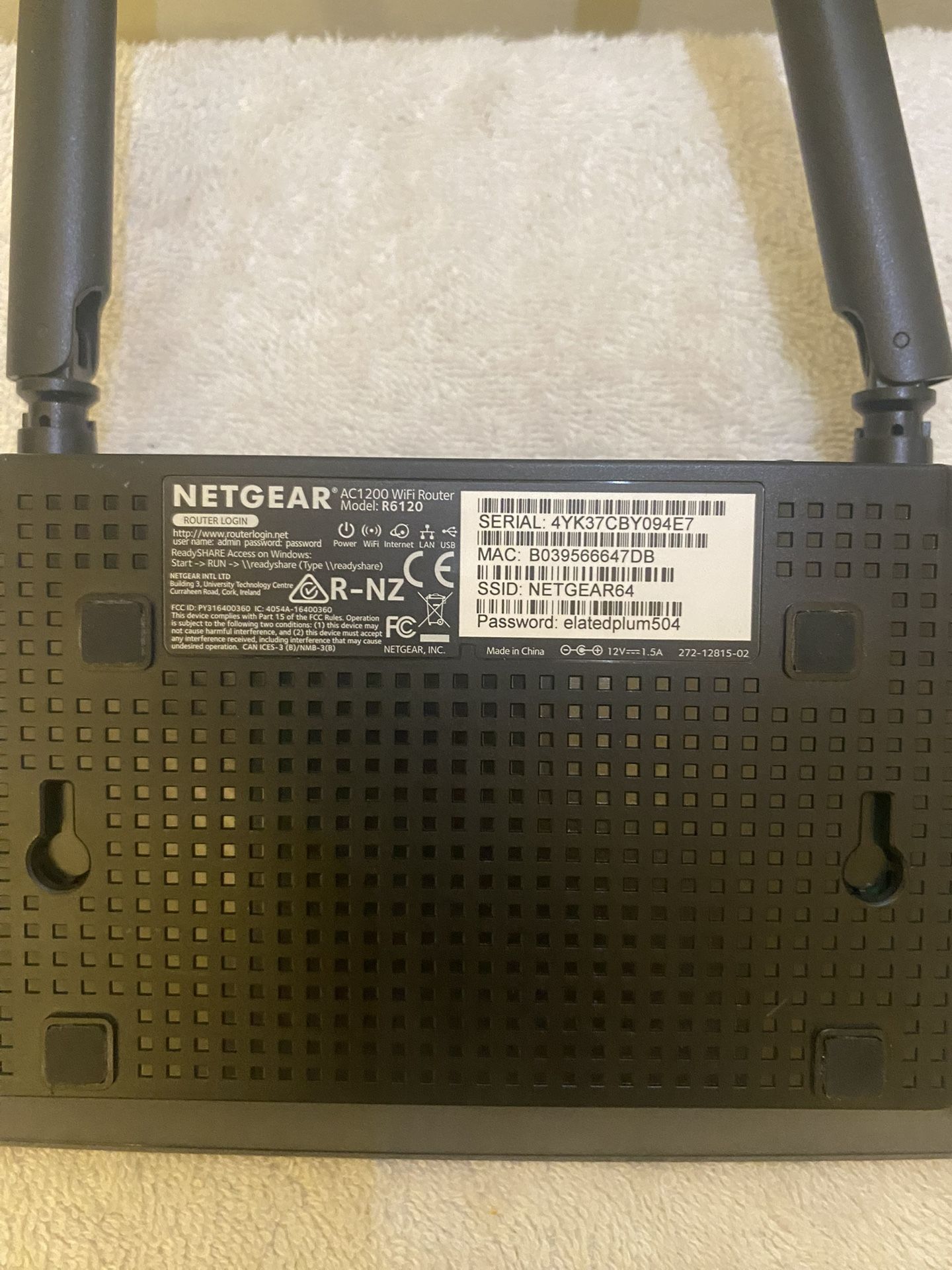 Netgear AC1200 (R6120) Dual-Band WiFi Router – Fast Speeds – Reset & Ready
