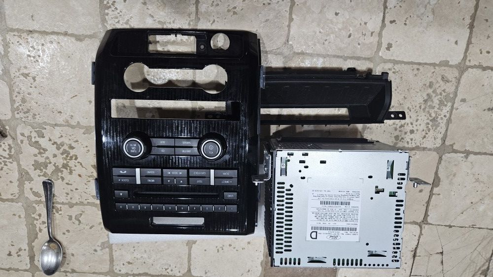 For Sale: OEM Ford Radio / Stereo Head Unit β 2009 Ford F-150
