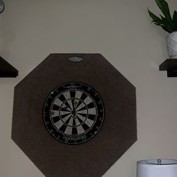 Dart Backboard And Dartboard And dart Set 