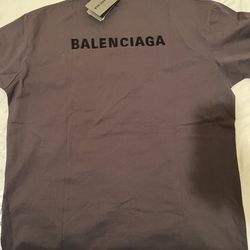 Balenciaga Logo T-Shirt in New York, NY - OfferUp
