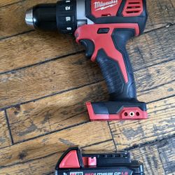 Milwaukee drill 