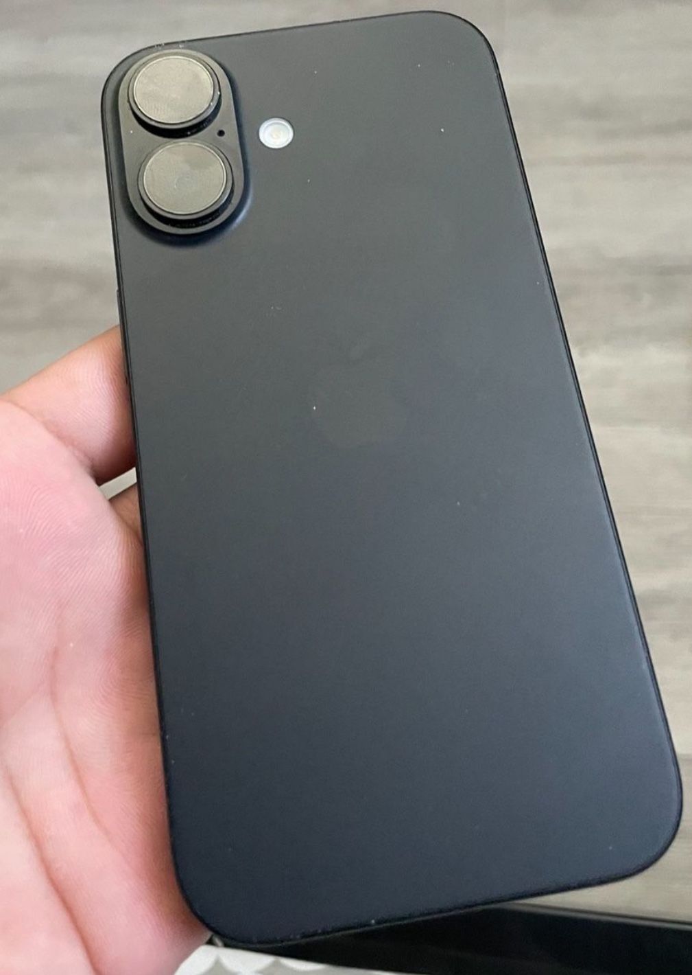 iPhone 16 128gb
