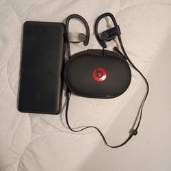 Portable Charger And Dre Beats Headphones 4 Sale