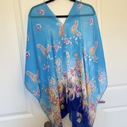 Flowy Floral Summer Poncho – Lightweight Sheer Kaftan Top